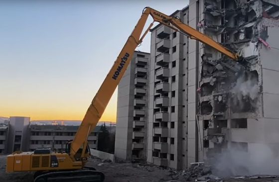 6-8tonowy ładunek wykopalny do demolacji budynków